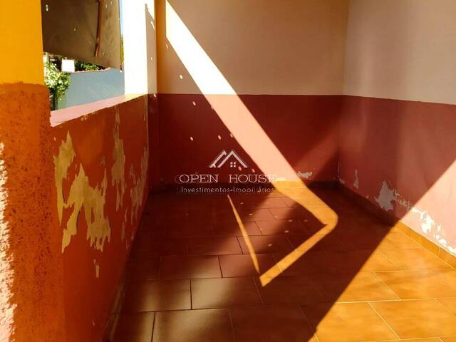 #20 - Casa para Venda em Botucatu - SP - 2