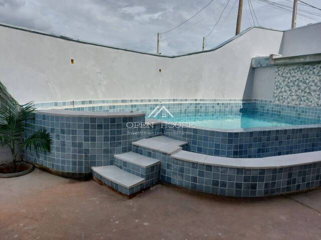 #195 - Casa para Venda em Botucatu - SP - 1