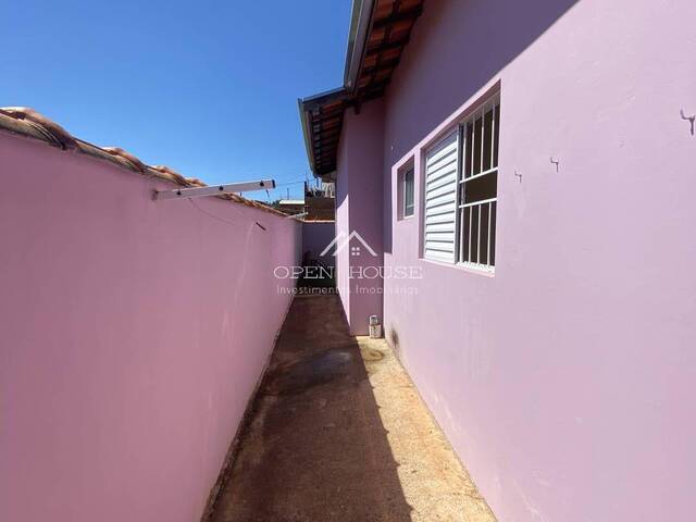 Casa para Venda em Botucatu - 3