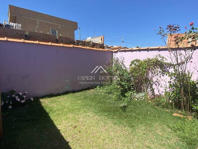 Casa para Venda em Botucatu - 4