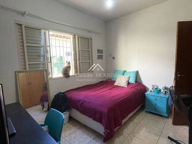#320 - Casa para Venda em Botucatu - SP - 3