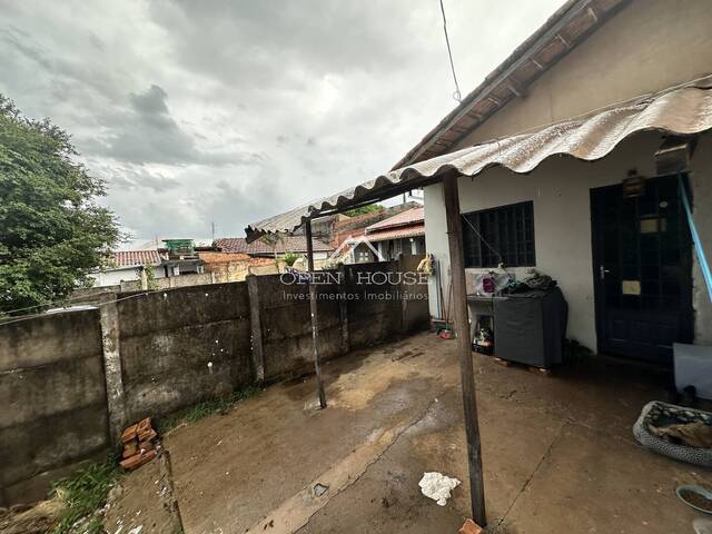 #570 - Casa para Venda em Botucatu - SP - 2