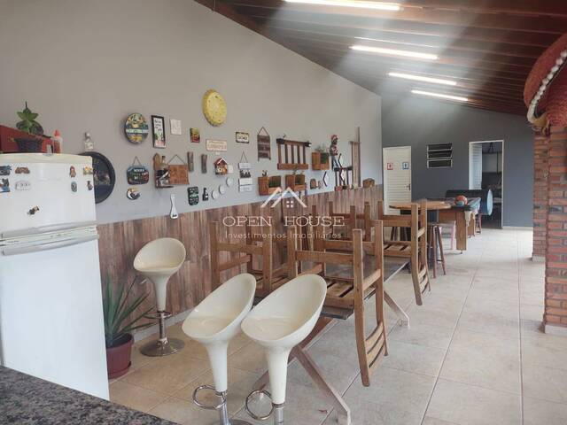 #584 - Casa para Venda em Botucatu - SP - 2