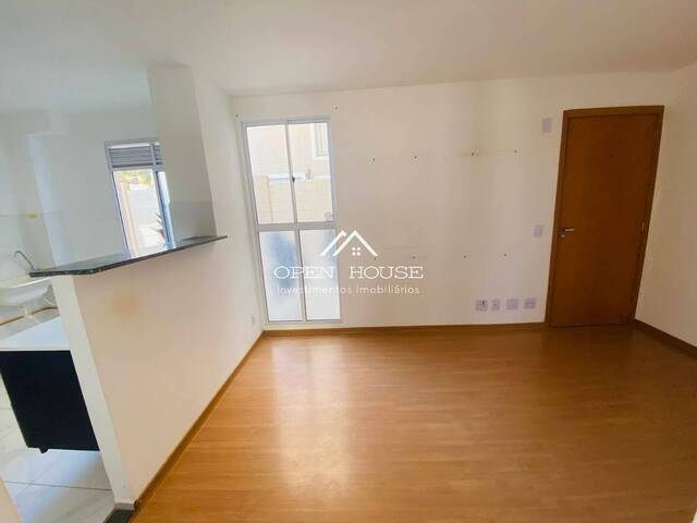#710 - Apartamento para Venda em Botucatu - SP - 2