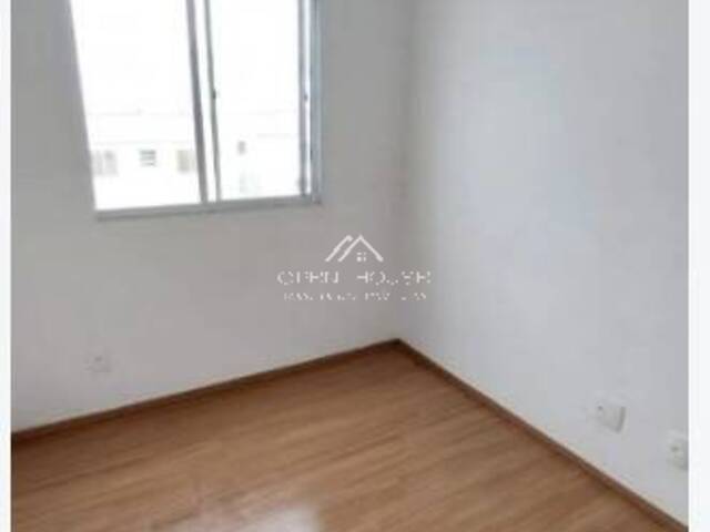 #733 - Apartamento para Venda em Botucatu - SP - 2