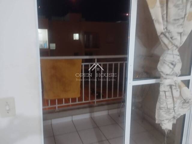 #734 - Apartamento para Venda em Botucatu - SP - 1