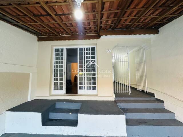 #737 - Casa para Venda em Botucatu - SP - 1
