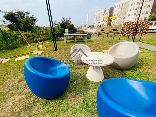 #740 - Apartamento para Venda em Botucatu - SP - 2