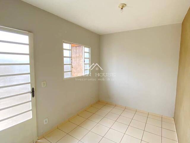 Casa para Venda em Botucatu - 4