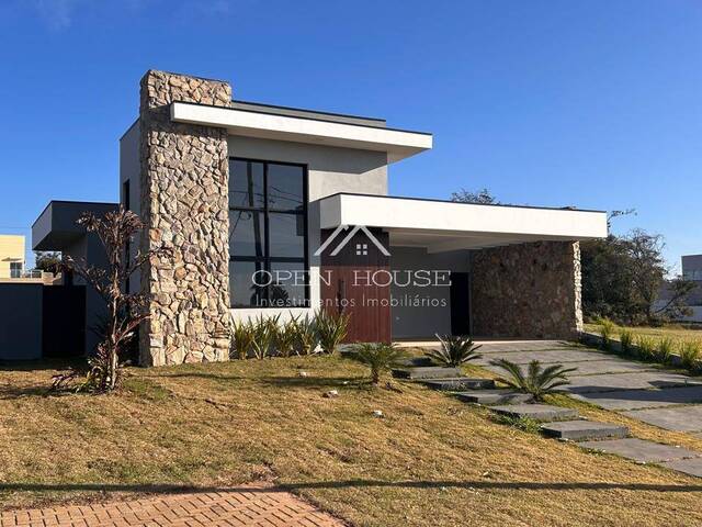 #760 - Casa para Venda em Pardinho - SP - 1