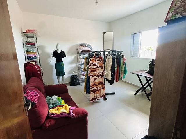 Sobrado para Venda em Botucatu - 4