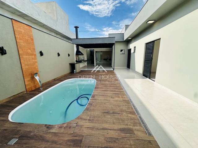 #768 - Casa para Venda em Botucatu - SP - 1